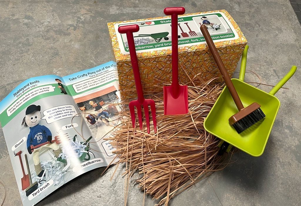 muckout Crafty Ponies Onderhoudsset stal & erf