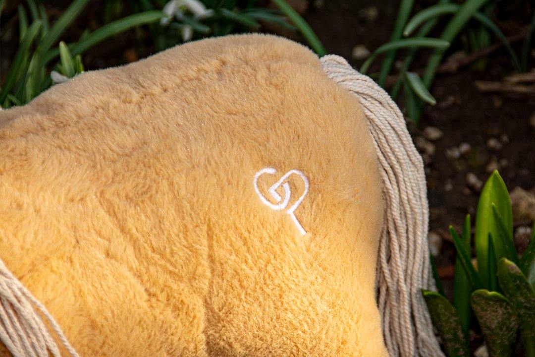 palomino-2 Crafty Pony palomino paardenknuffel logo