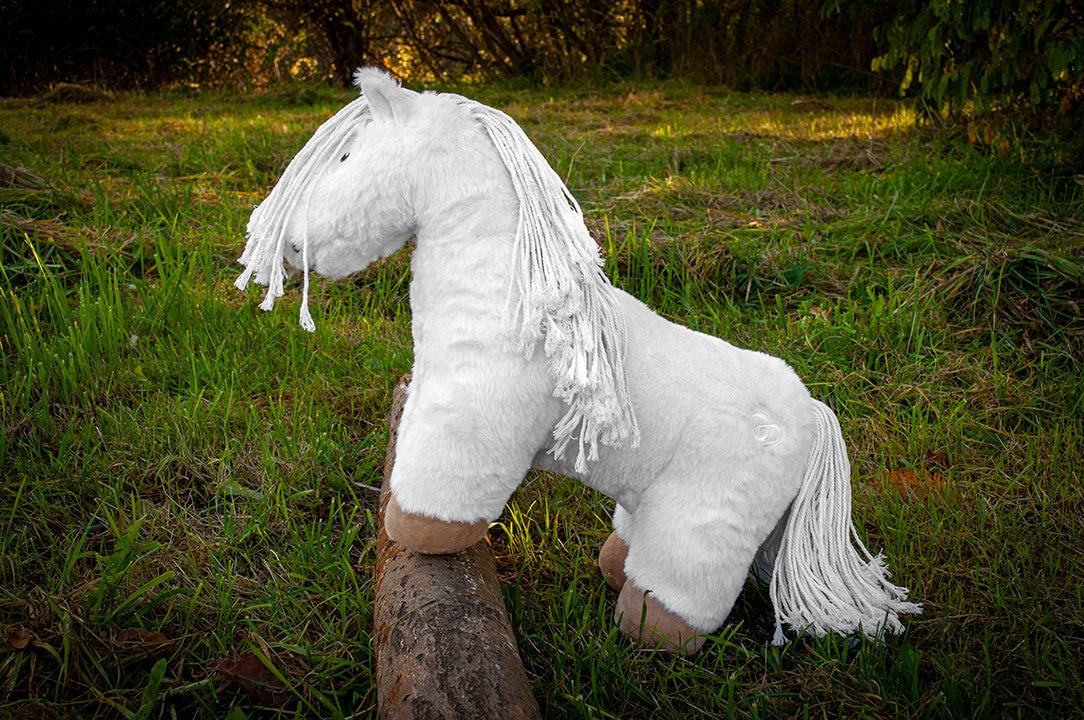 wittepony8_ee6ff97c-97a5-476a-b39b-498962aae594 Crafty Pony paarden knuffel wit met witte manen
