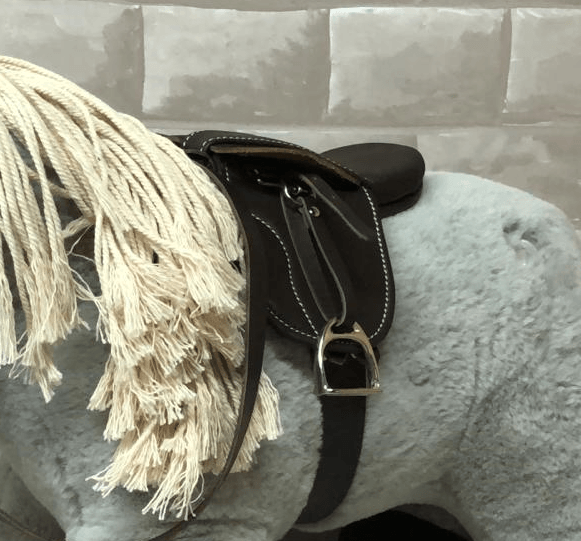 zadel3 Crafty Ponies Premium Zadel zijkant