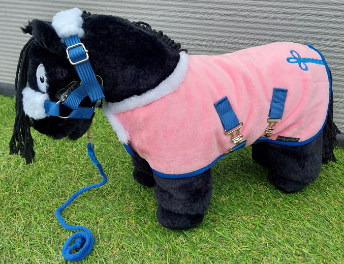 Dekenset roze-blauw bont3 Dekenset roze blauw bont